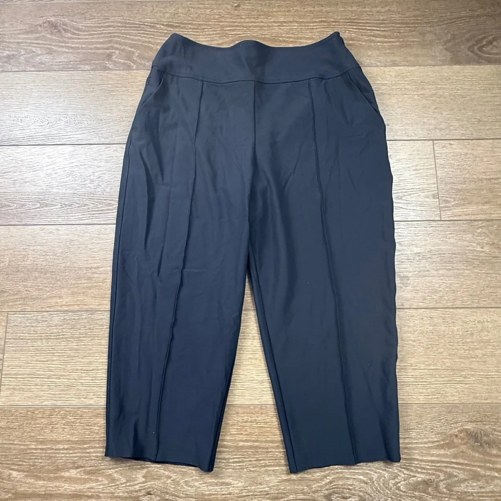 Athleta Stellar Wide Leg Women's Crop Pants, Black, Size 14, Lifestyle, Athletic - Picture 2 of 13
